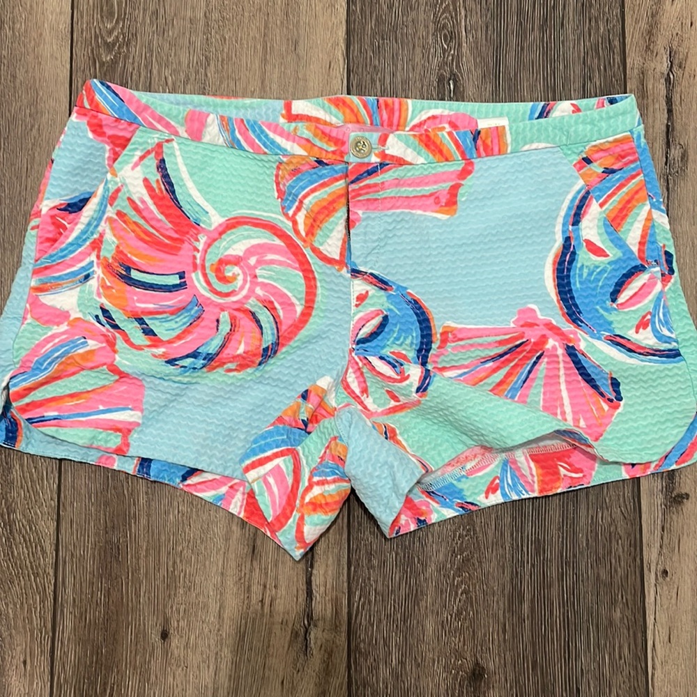 Lilly Pulitzer Textured Minty Fresh Shell On the Rocks Adie Shorts
